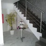 Garsoniera *